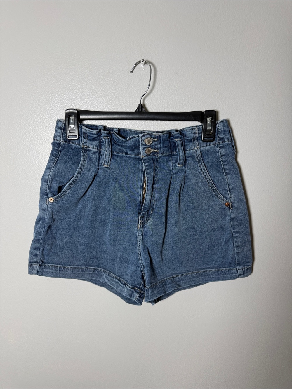 I & M Black Label High-Waist Denim Shorts in Blue Size Medium